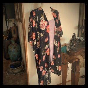 Black with Flowers Kimono NWOT